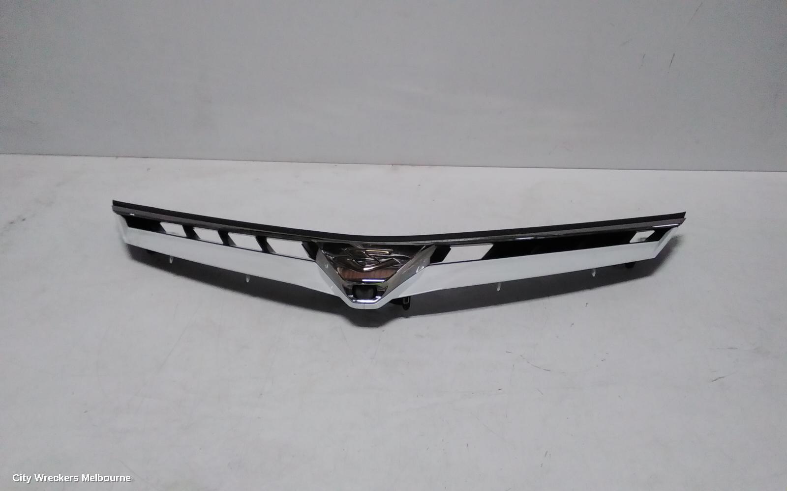 TOYOTA ESTIMA 2006 Grille