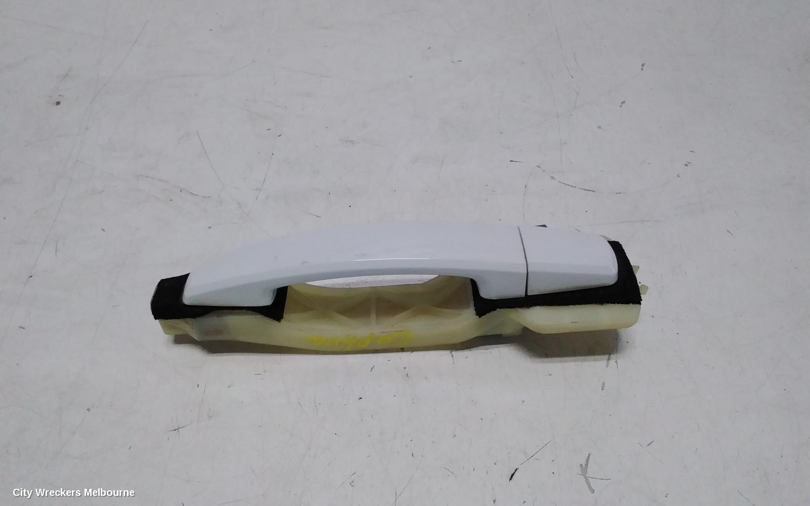 HOLDEN CAPTIVA 2011 Door Handle