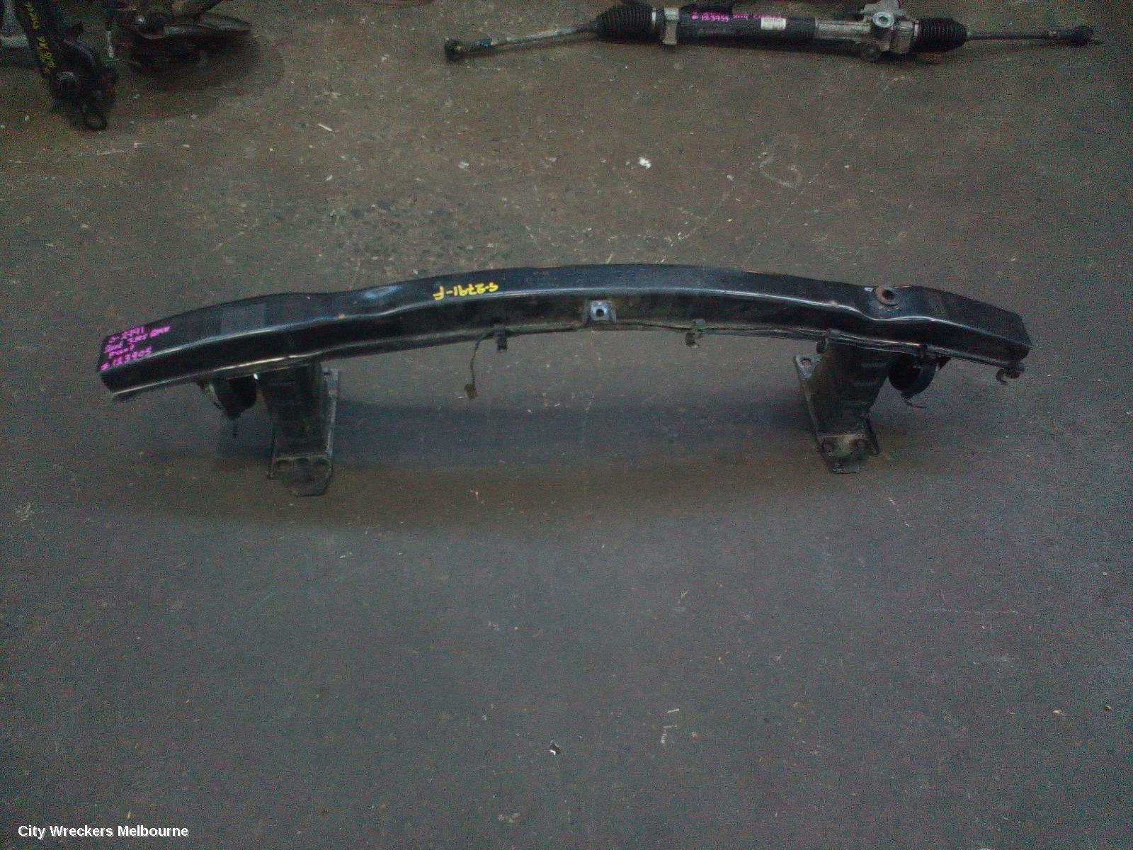 BMW 3 SERIES 2006 F/Bar Reinforc/Brack