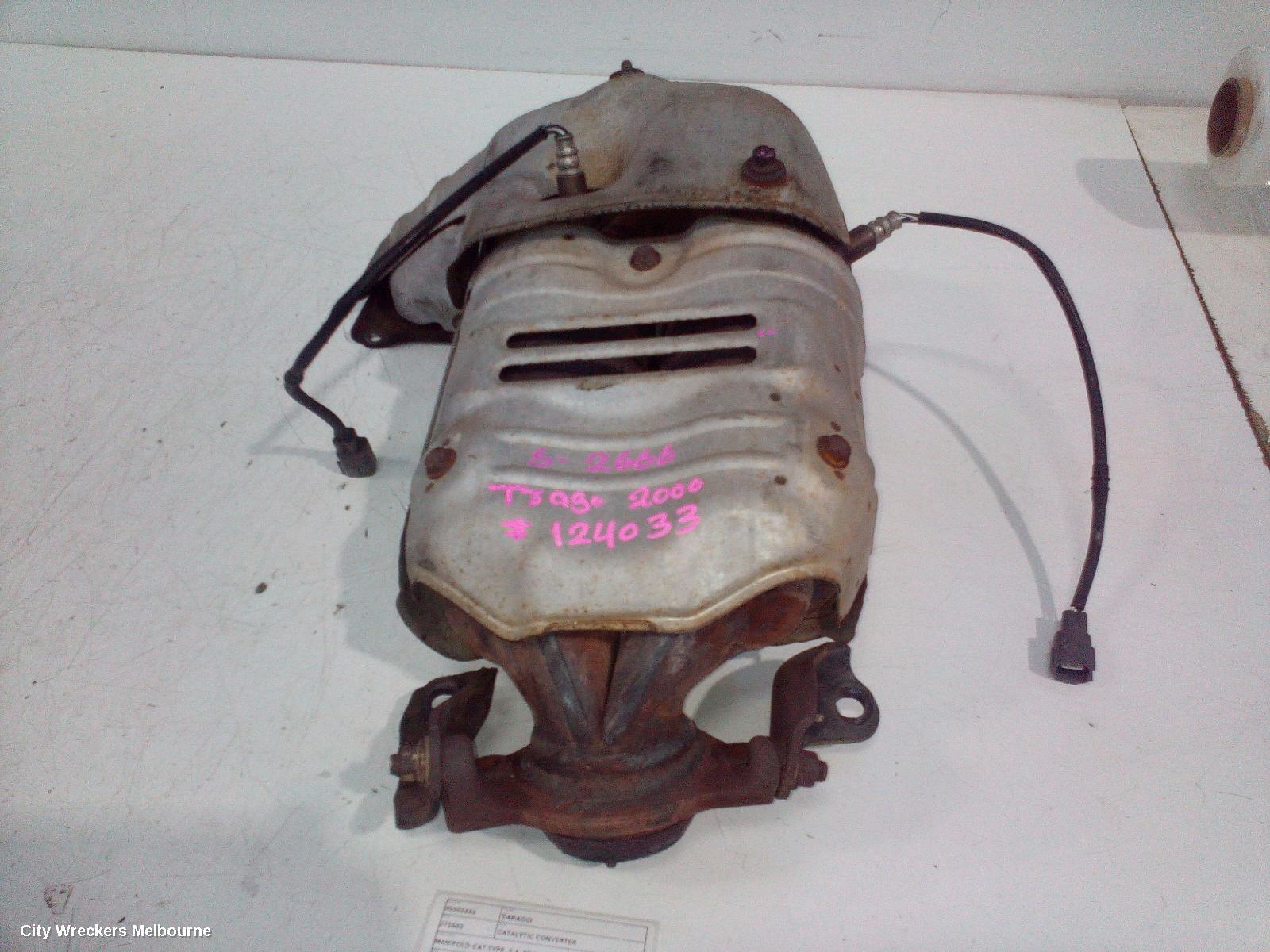 TOYOTA TARAGO 2000 Catalytic Converter