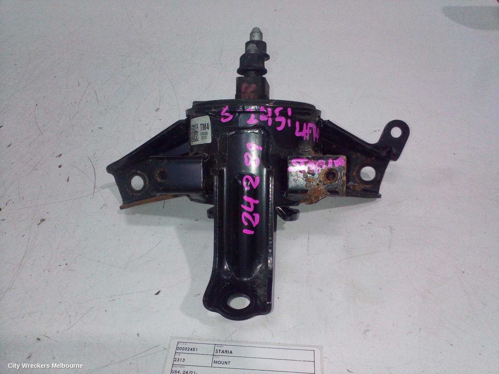 HYUNDAI STARIA 2022 Mount