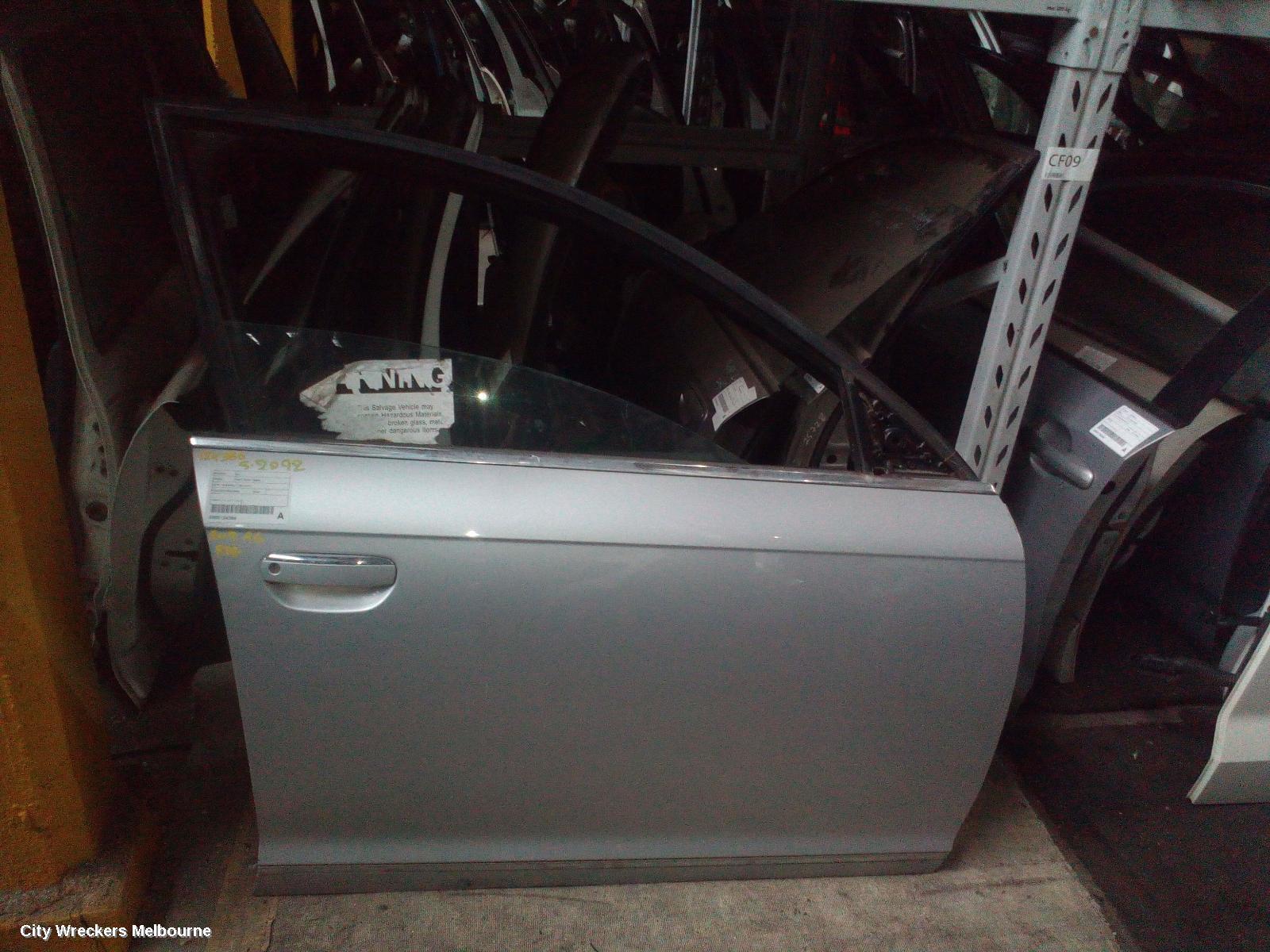 AUDI A6 2009 Right Front Door