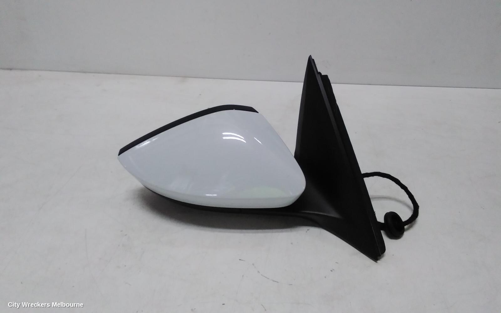 SKODA SCALA 2022 Right Door Mirror