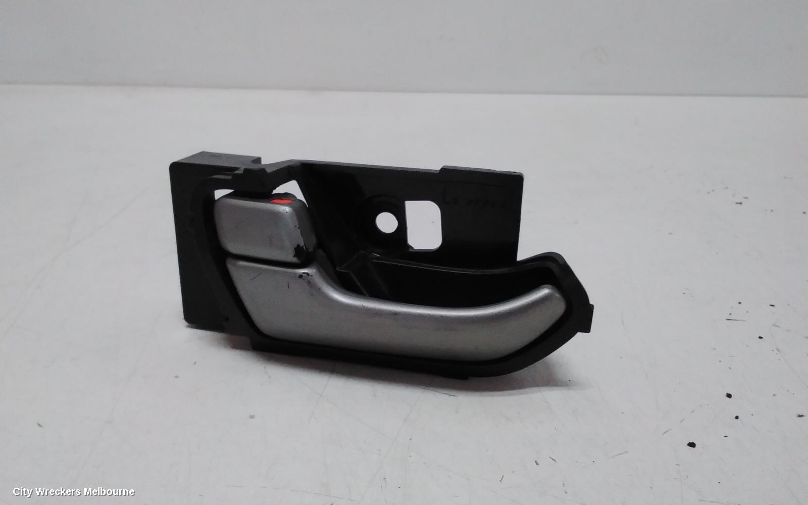 HOLDEN COLORADO 2020 Door Handle