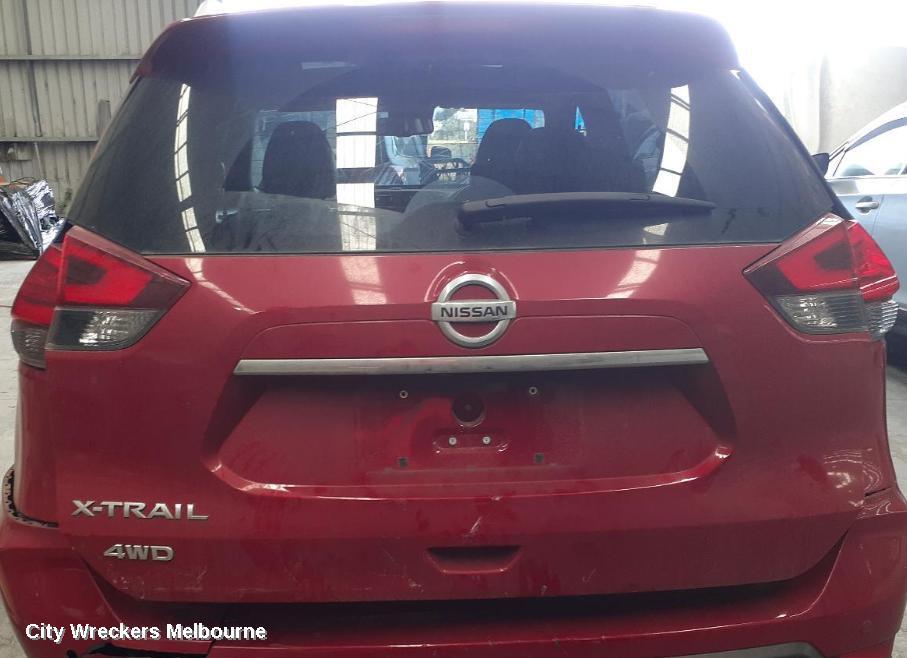 NISSAN XTRAIL 2021 Grille