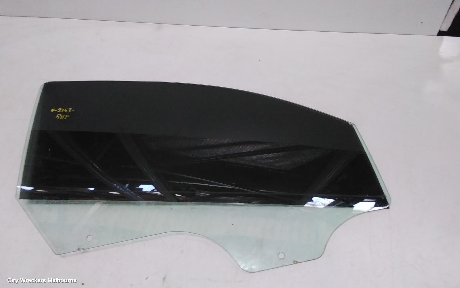 DODGE CALIBER 2012 Right Front Door Window