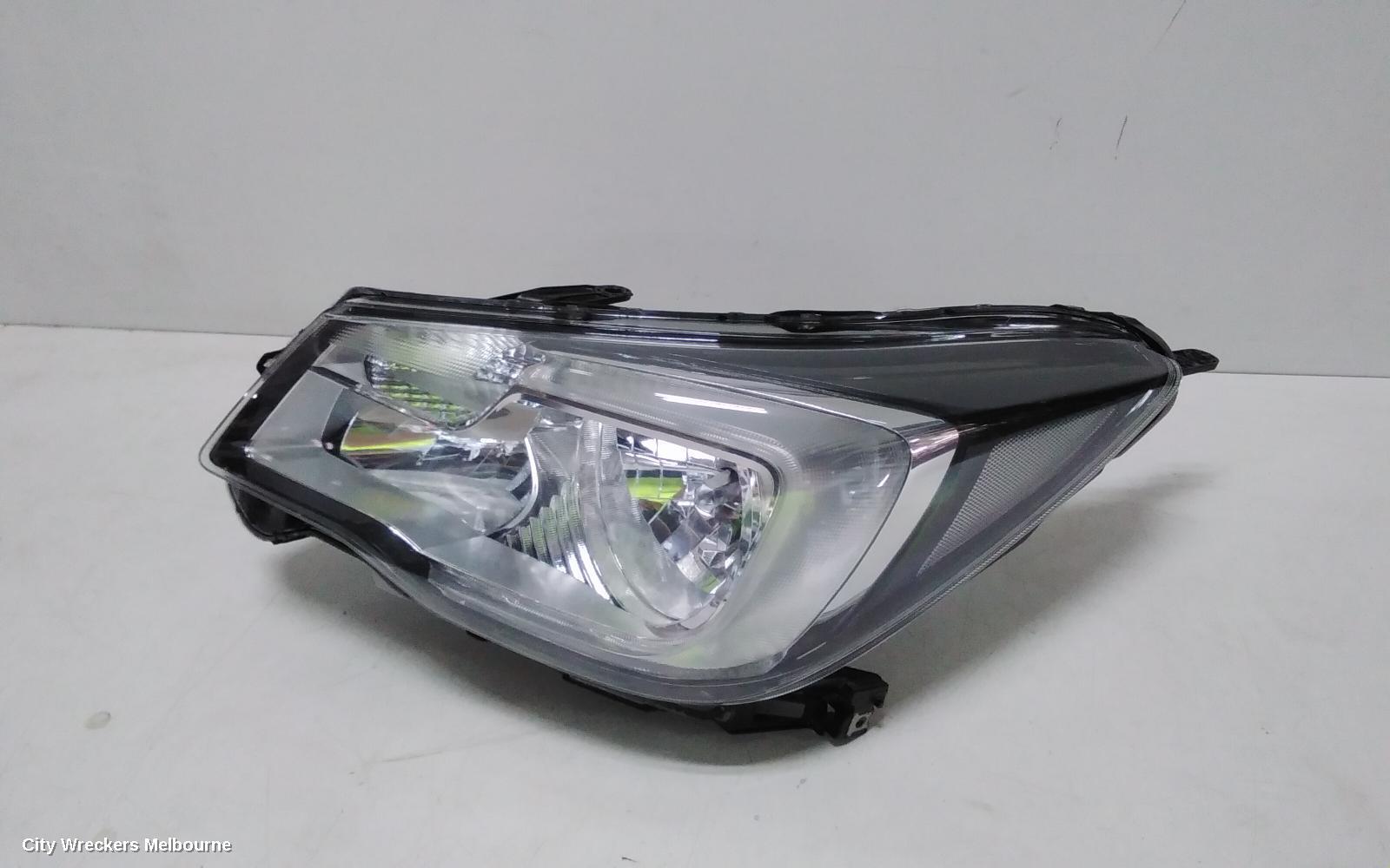 SUBARU FORESTER 2016 Left Headlamp