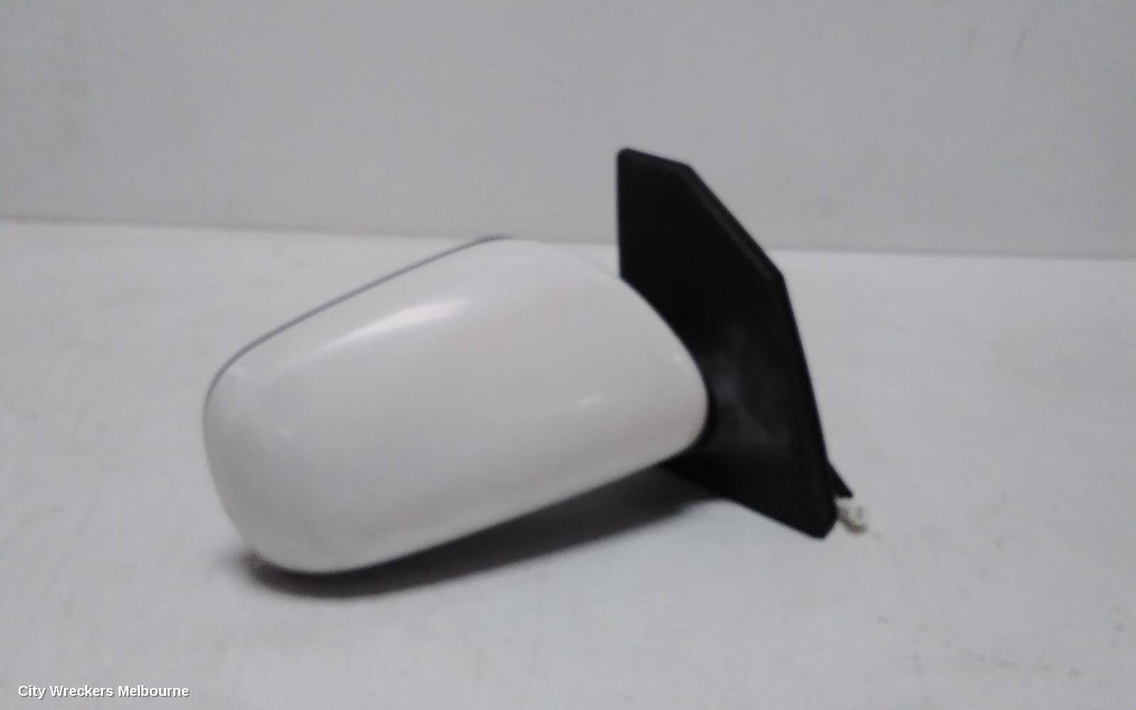 TOYOTA COROLLA 2005 Right Door Mirror