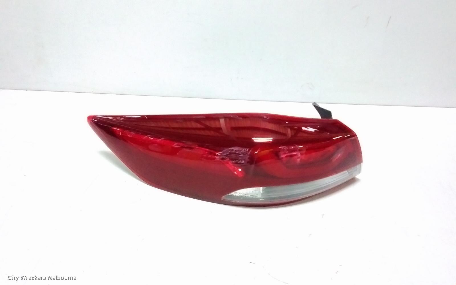 HYUNDAI ELANTRA 2018 Left Taillight