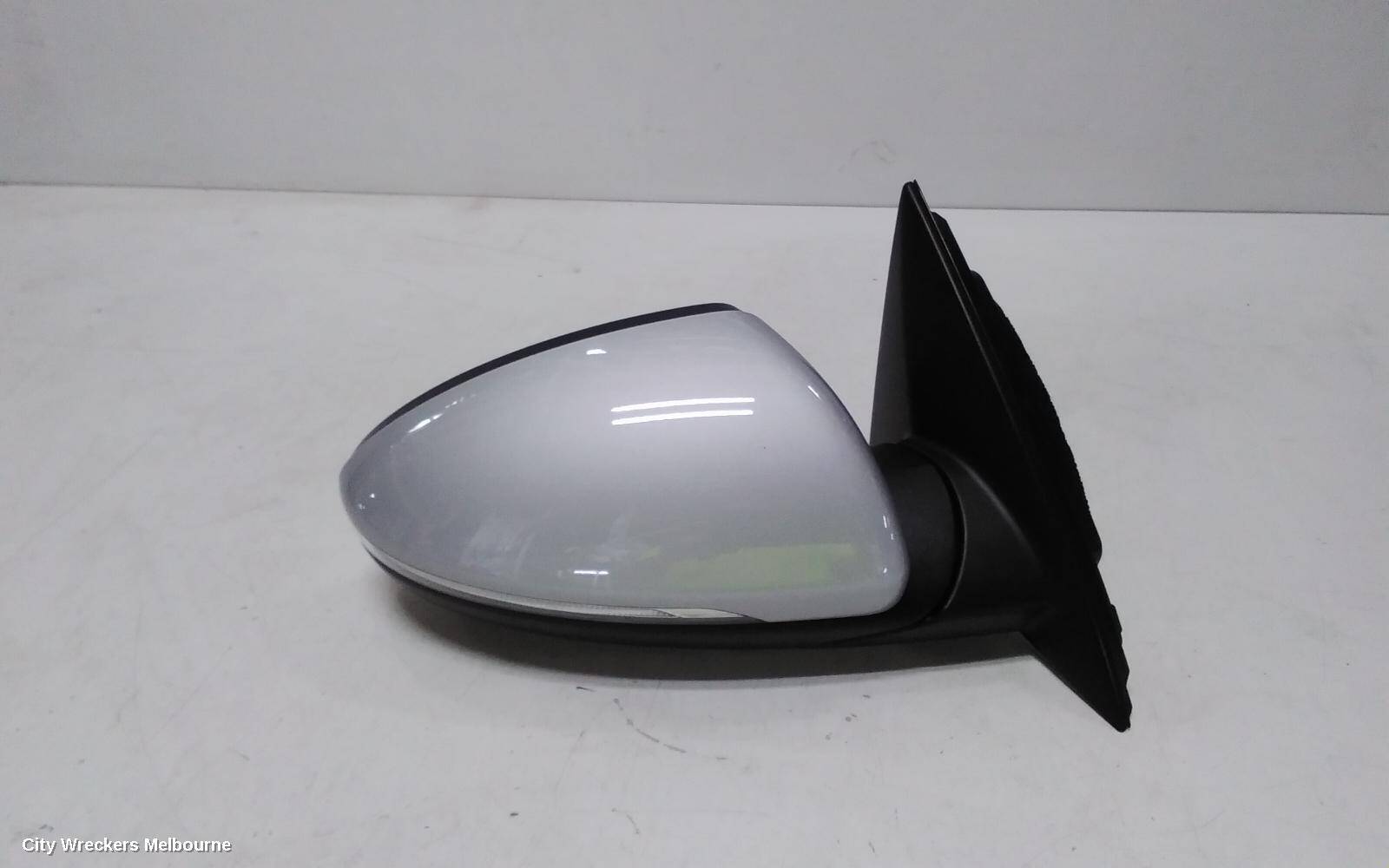 KIA CERATO 2020 Right Door Mirror