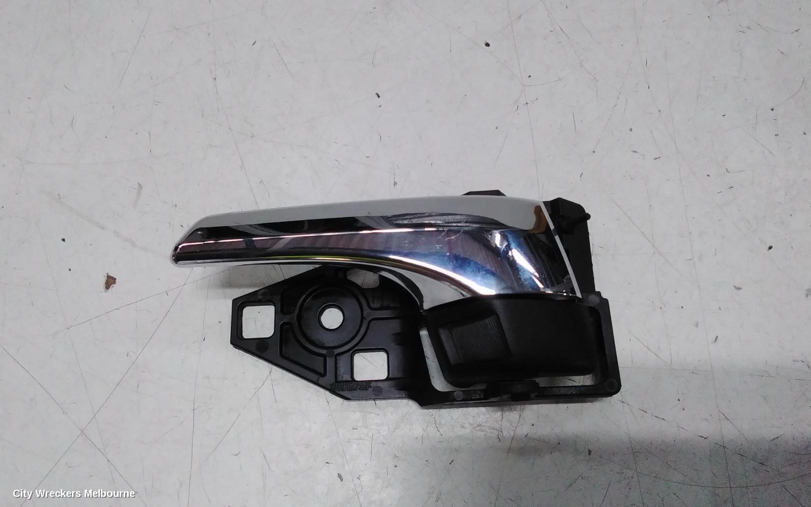 TOYOTA CAMRY 2013 Door Handle