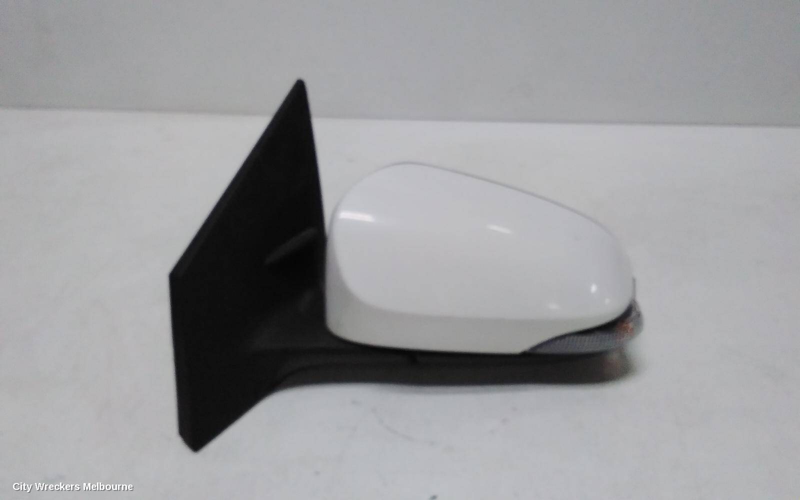 TOYOTA COROLLA 2015 Left Door Mirror