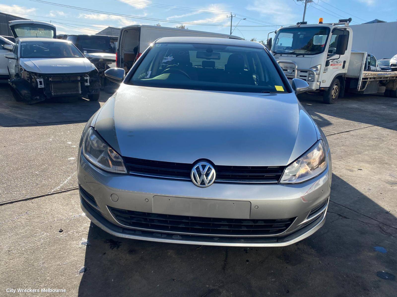 VOLKSWAGEN GOLF 2014 Left Front Door Window