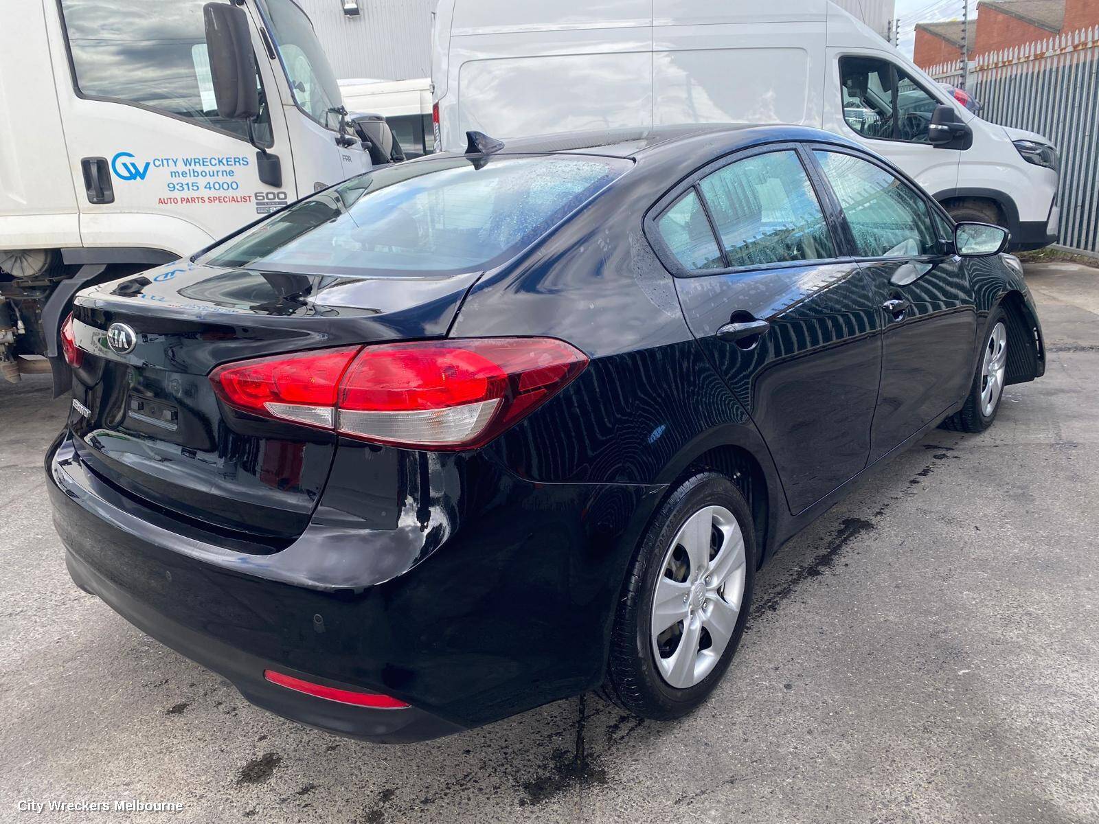 KIA CERATO 2016 Left Rear Door Window