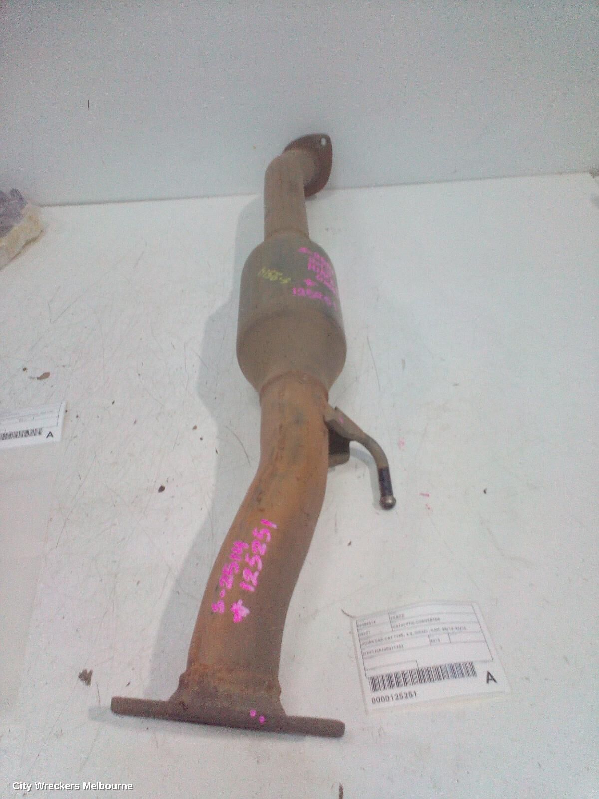 TOYOTA HIACE 2013 Catalytic Converter