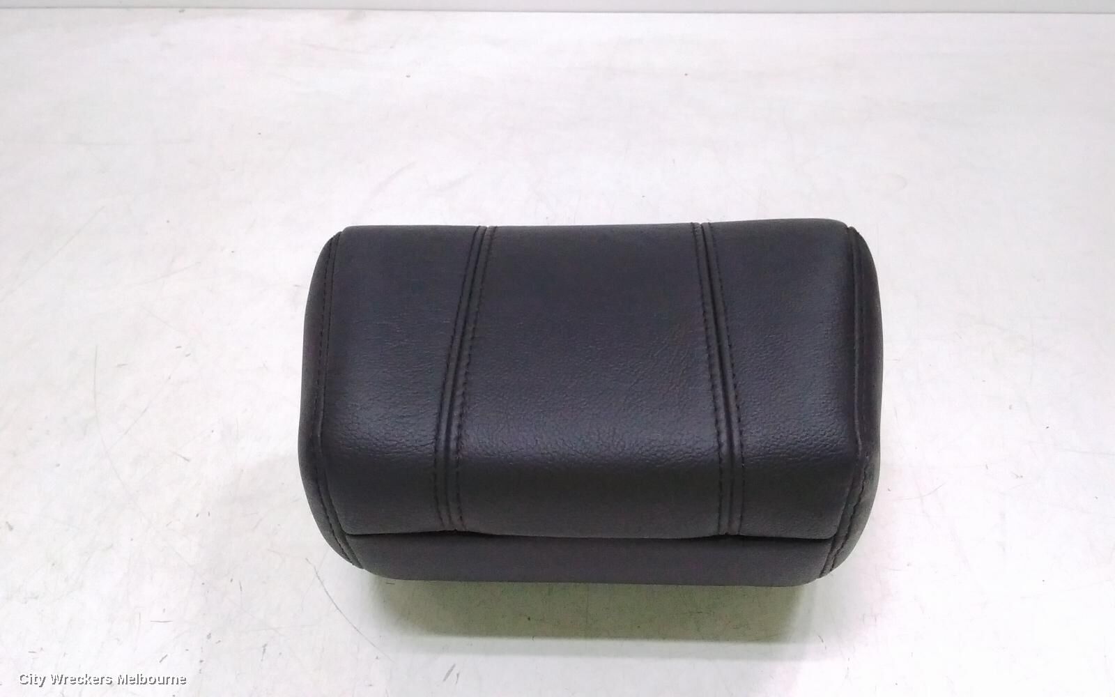 LAND ROVER RANGEROVER SPORT 2015 Headrest