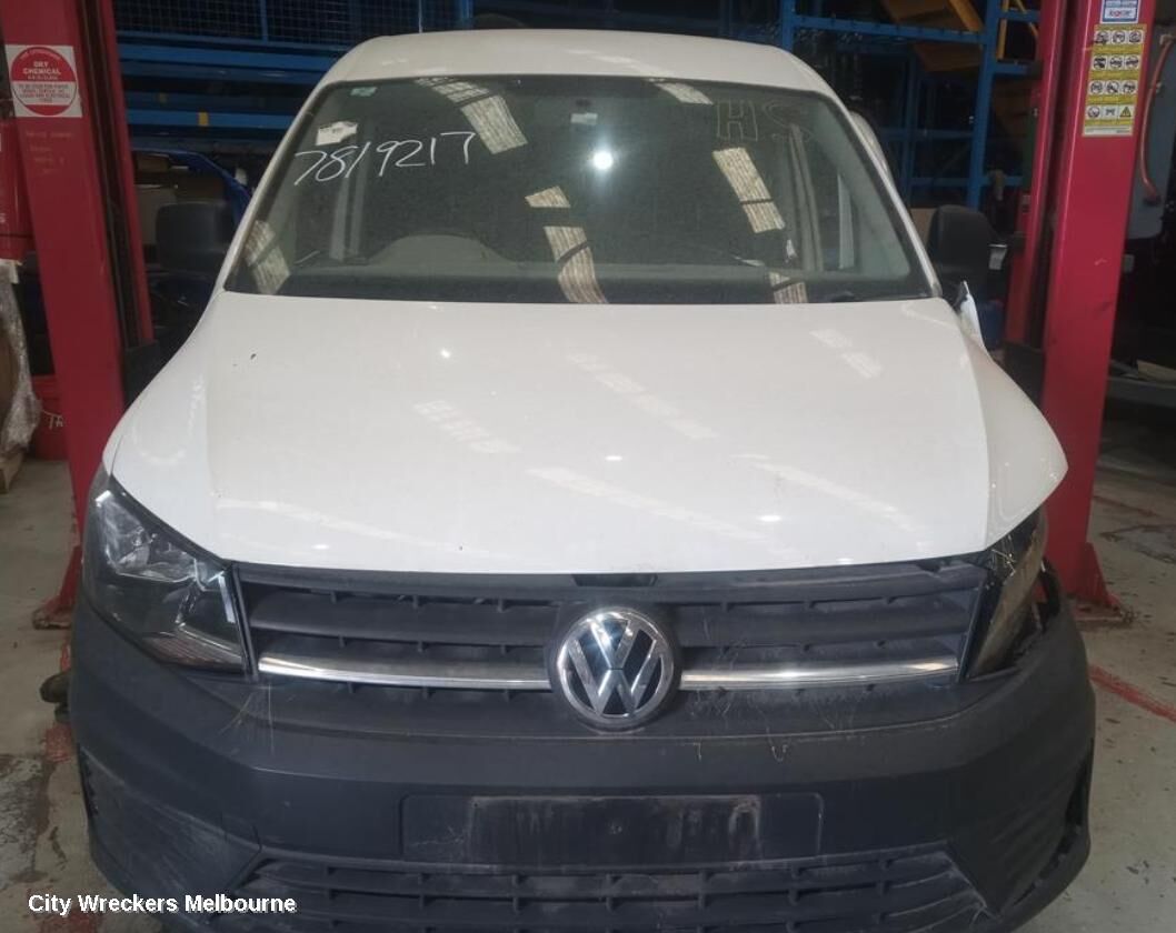 VOLKSWAGEN CADDY 2017 Bonnet