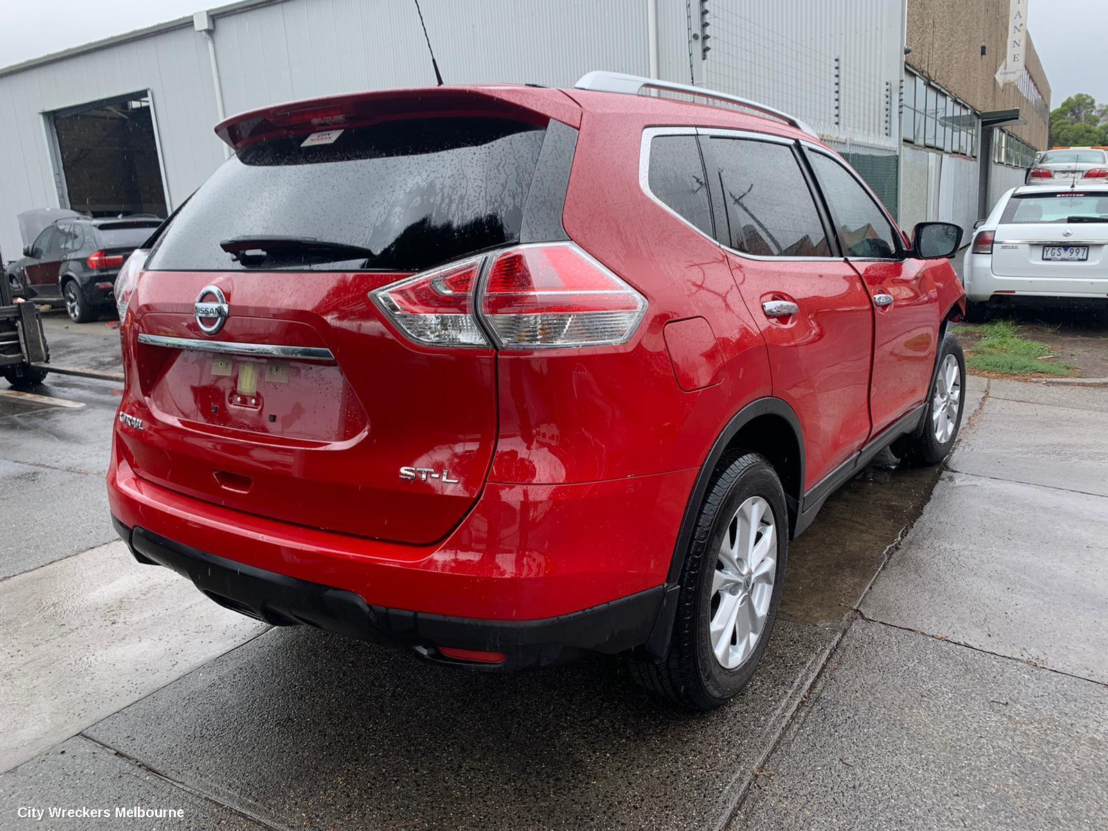 NISSAN XTRAIL 2015 Right Taillight