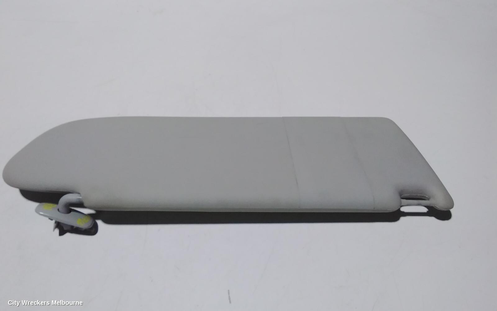 VOLKSWAGEN TRANSPORTER 2016 Sunvisor