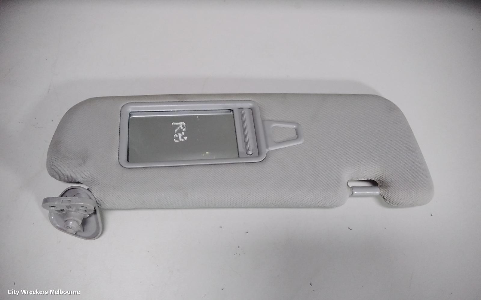 HYUNDAI I45 2012 Sunvisor