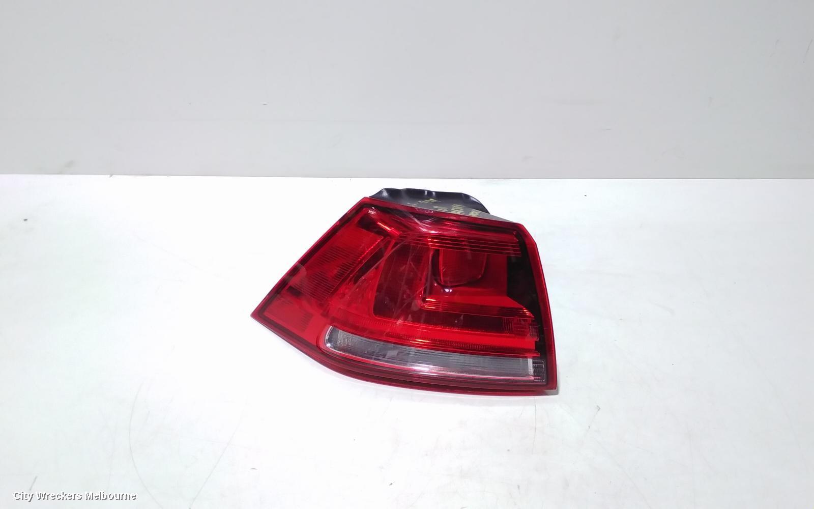 VOLKSWAGEN GOLF 2015 Left Taillight