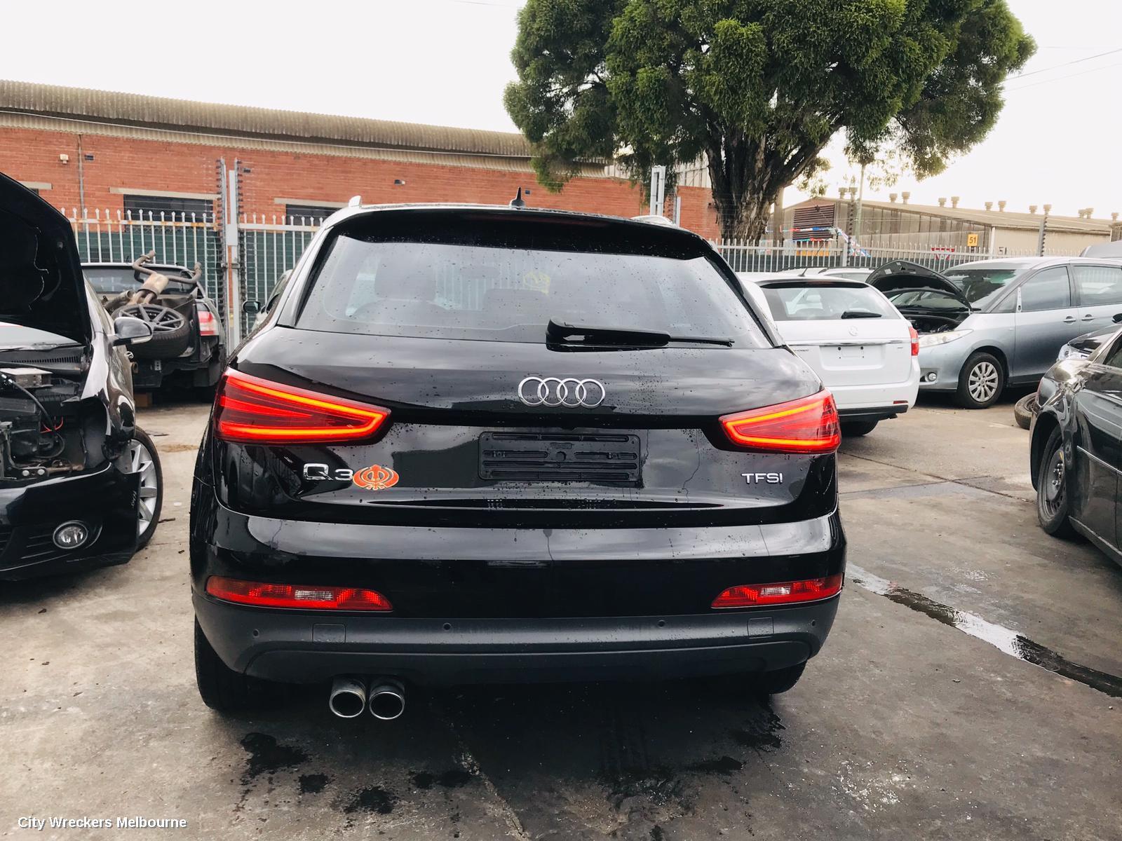 AUDI Q3 2015 Wheel Mag