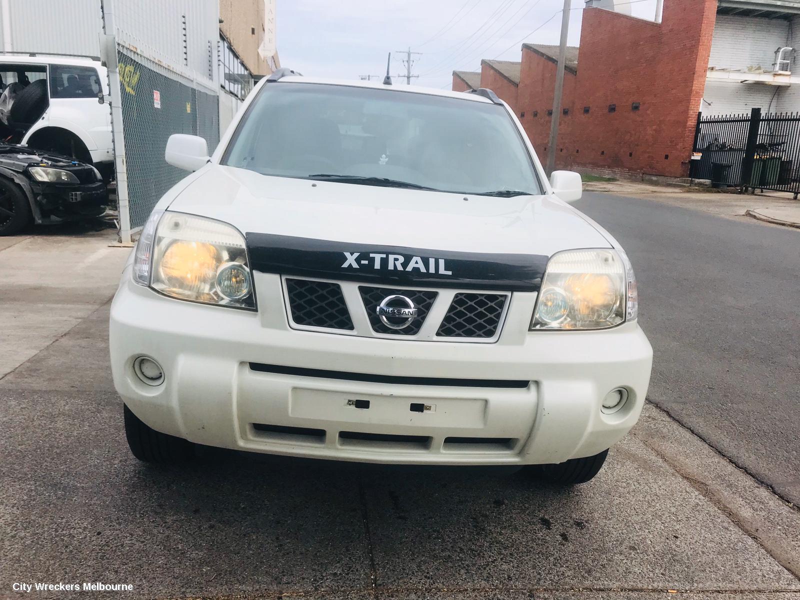 NISSAN XTRAIL 2007 Left Front Door