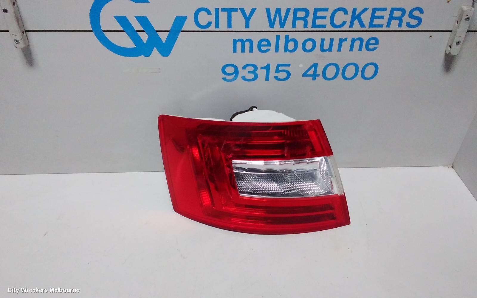 SKODA OCTAVIA 2014 Left Taillight