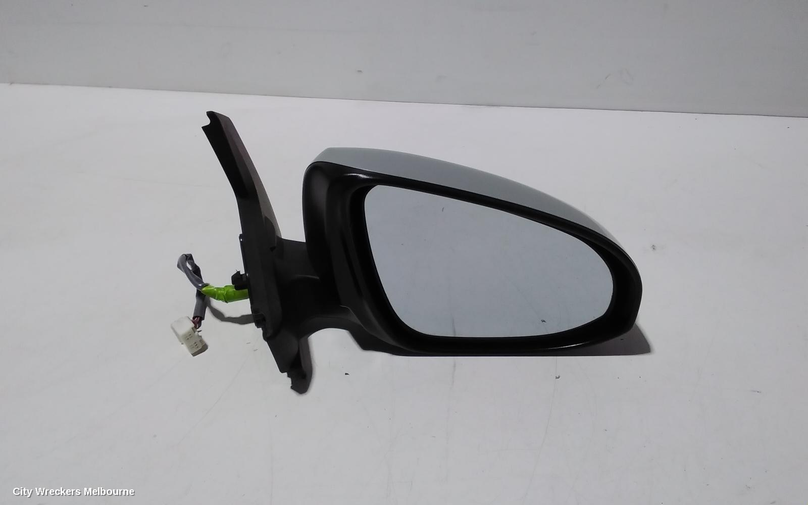 TOYOTA PRIUS 2012 Right Door Mirror