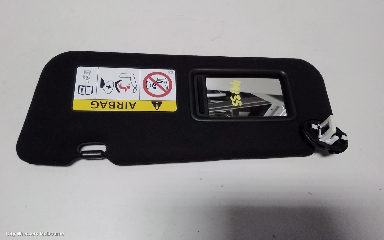 TOYOTA TARAGO 2017 Sunvisor