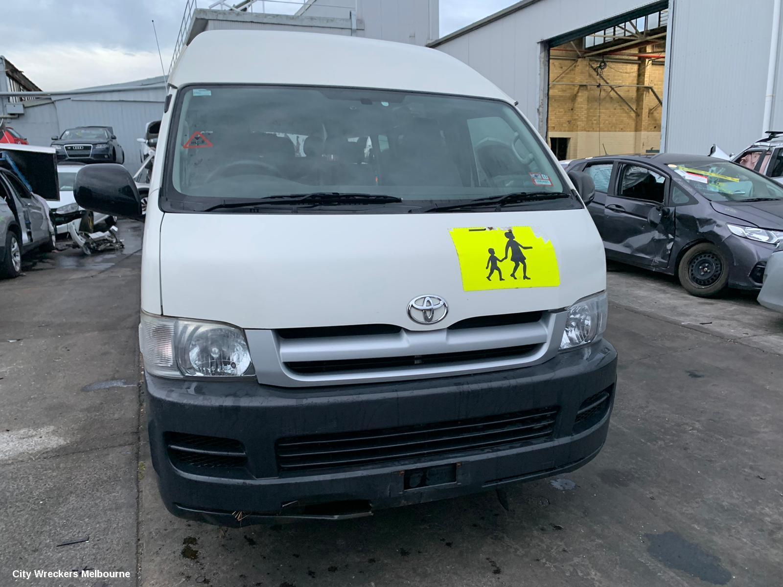 TOYOTA HIACE 2006 Radiator