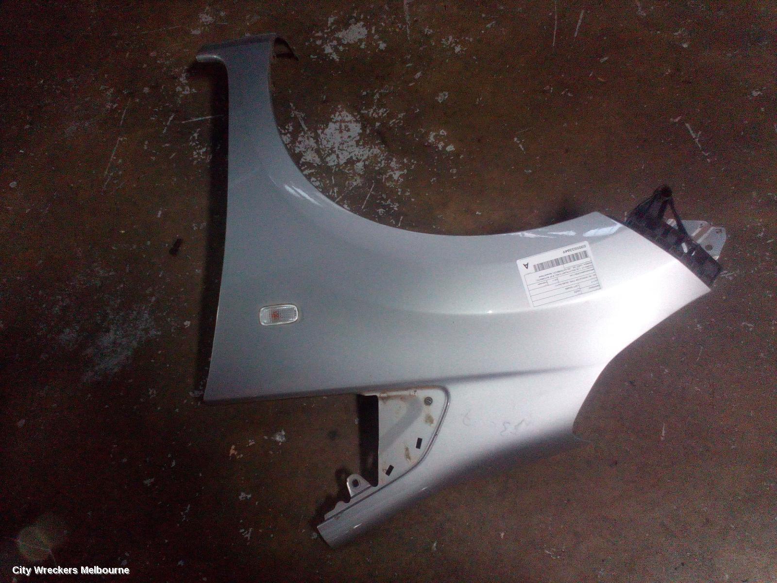 HONDA JAZZ 2011 Left Guard