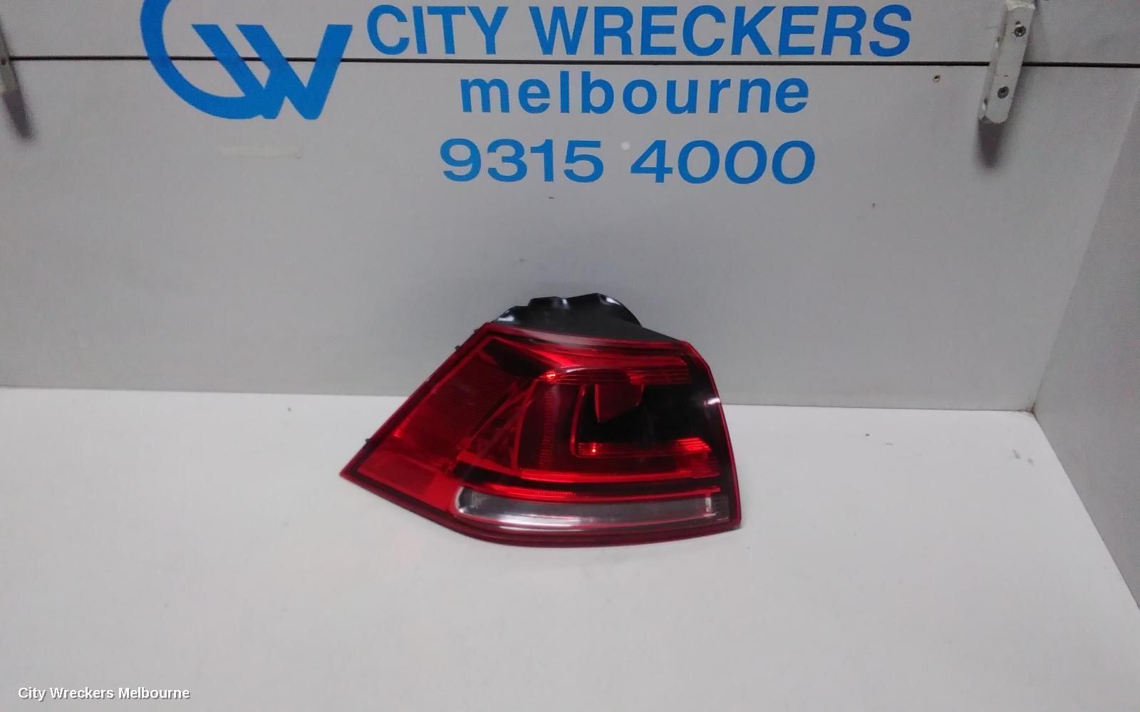 VOLKSWAGEN GOLF 2015 Left Taillight