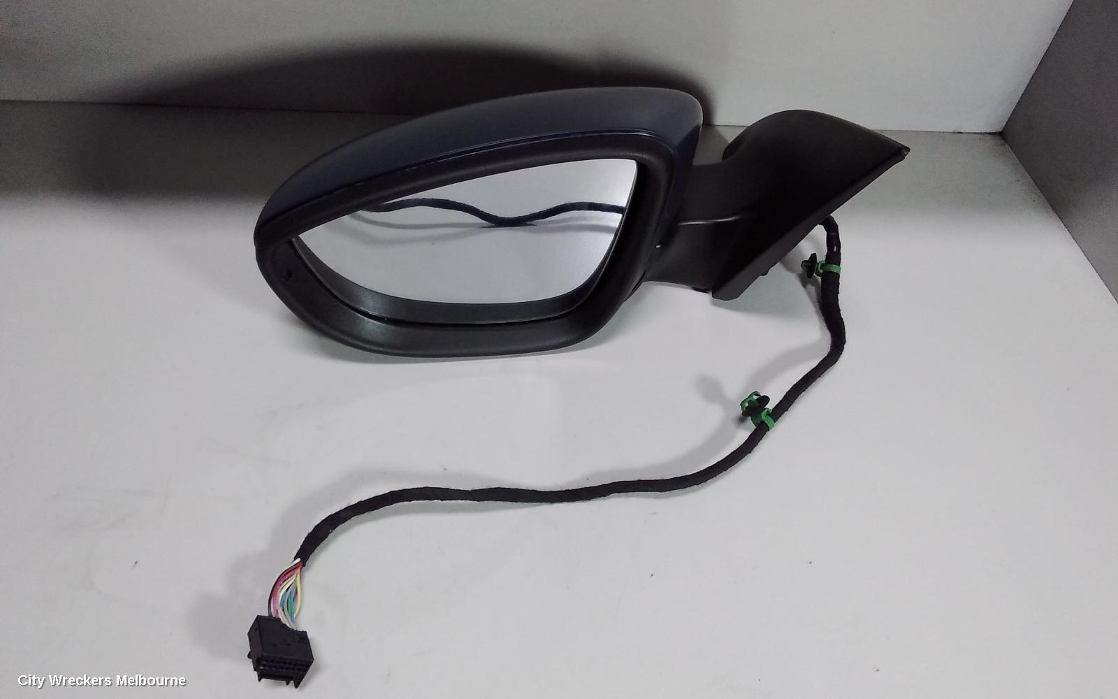 VOLKSWAGEN PASSAT 2012 Left Door Mirror