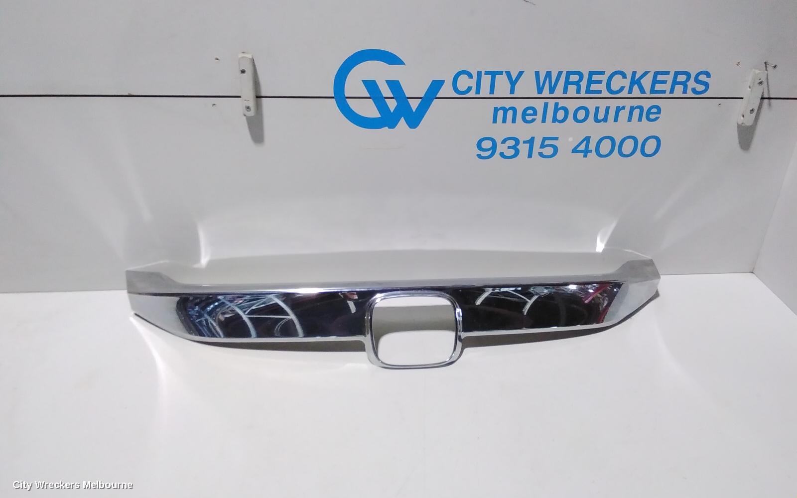 HONDA CIVIC 2018 Grille