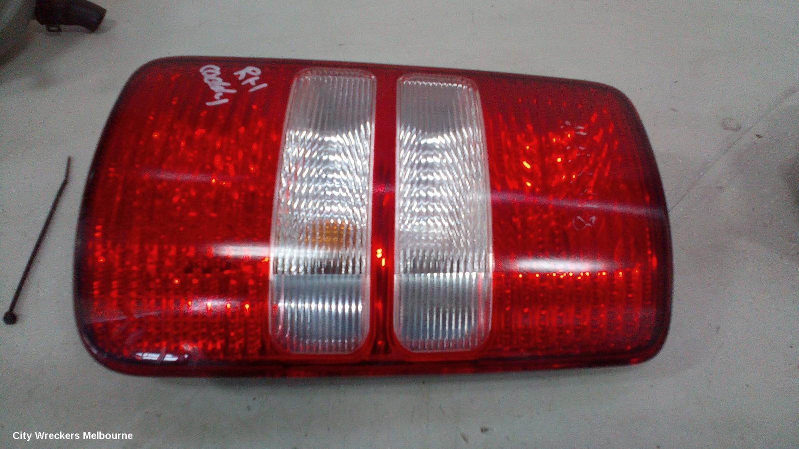 VOLKSWAGEN CADDY 2011 Right Taillight