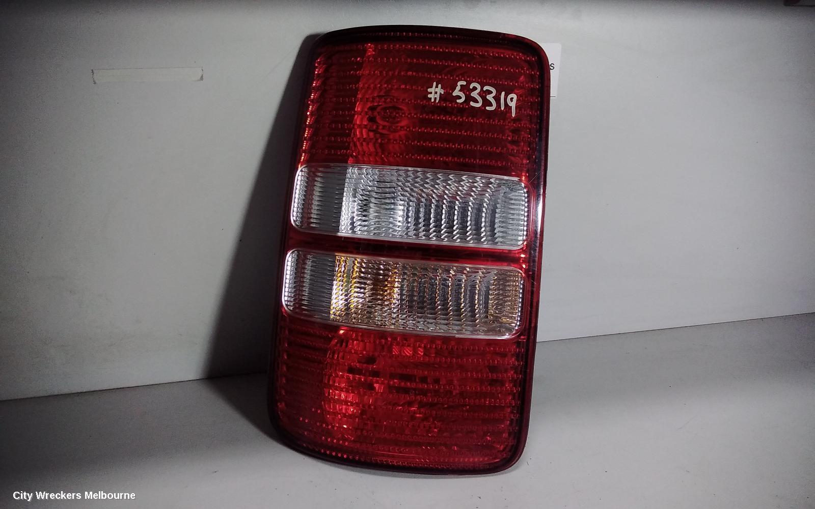 VOLKSWAGEN CADDY 2011 Left Taillight