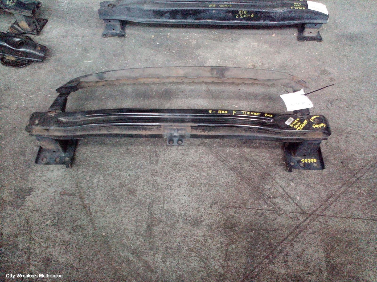 VOLKSWAGEN TIGUAN 2010 F/Bar Reinforc/Brack