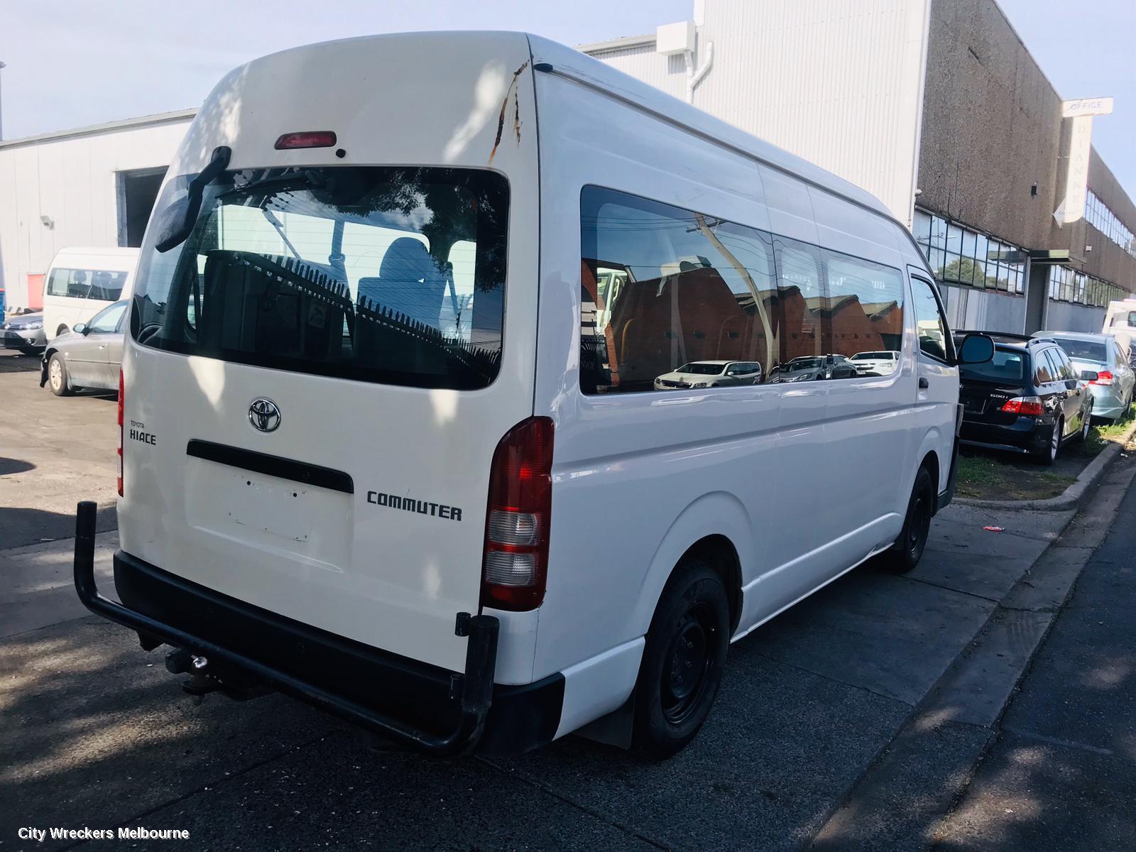 TOYOTA HIACE 2008 A/C Compressor