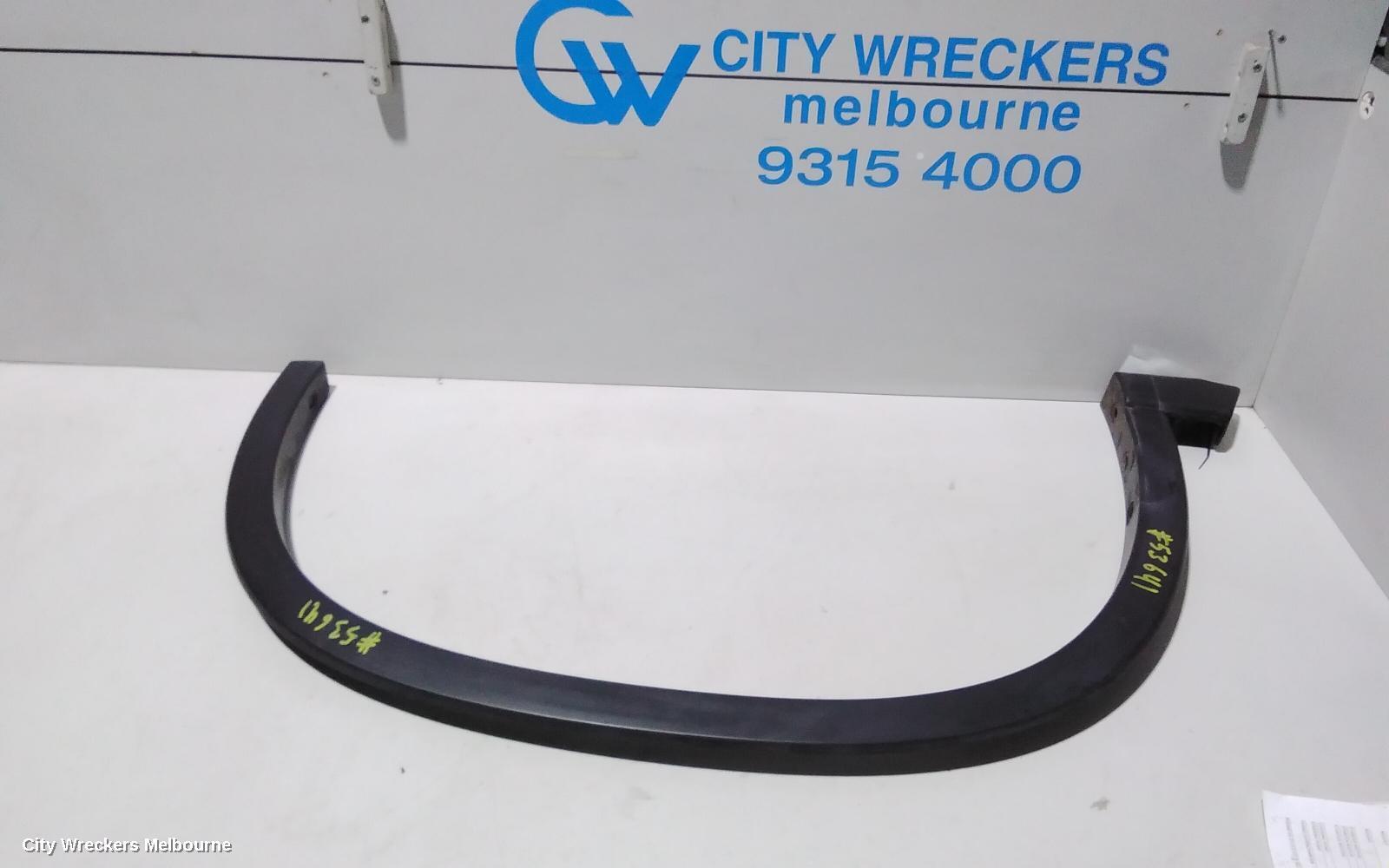 NISSAN XTRAIL 2012 Wheel Arch Flare