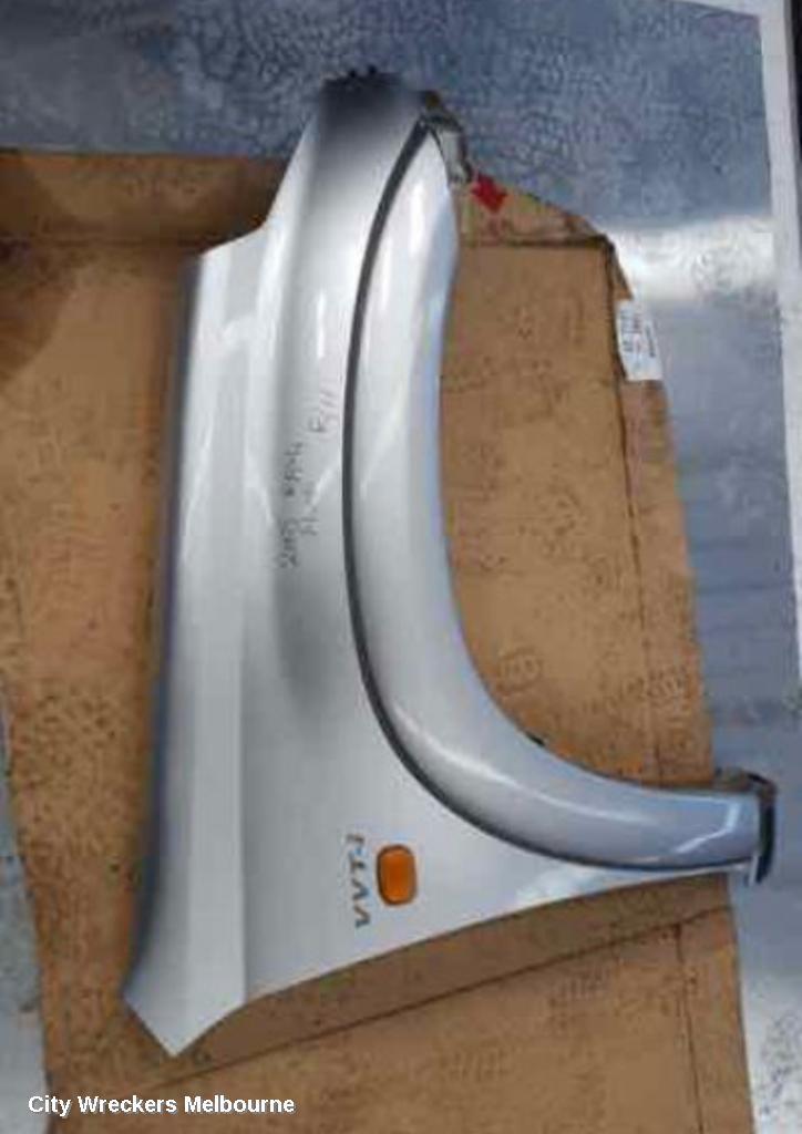 TOYOTA RAV4 2005 Right Guard