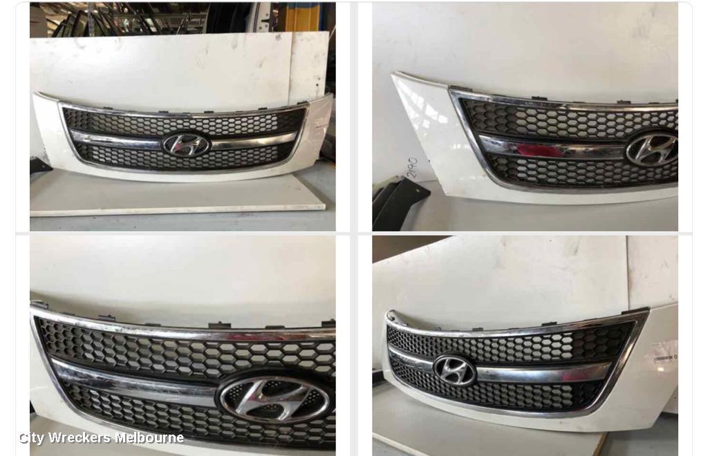 HYUNDAI ILOAD/IMAX 2010 Grille