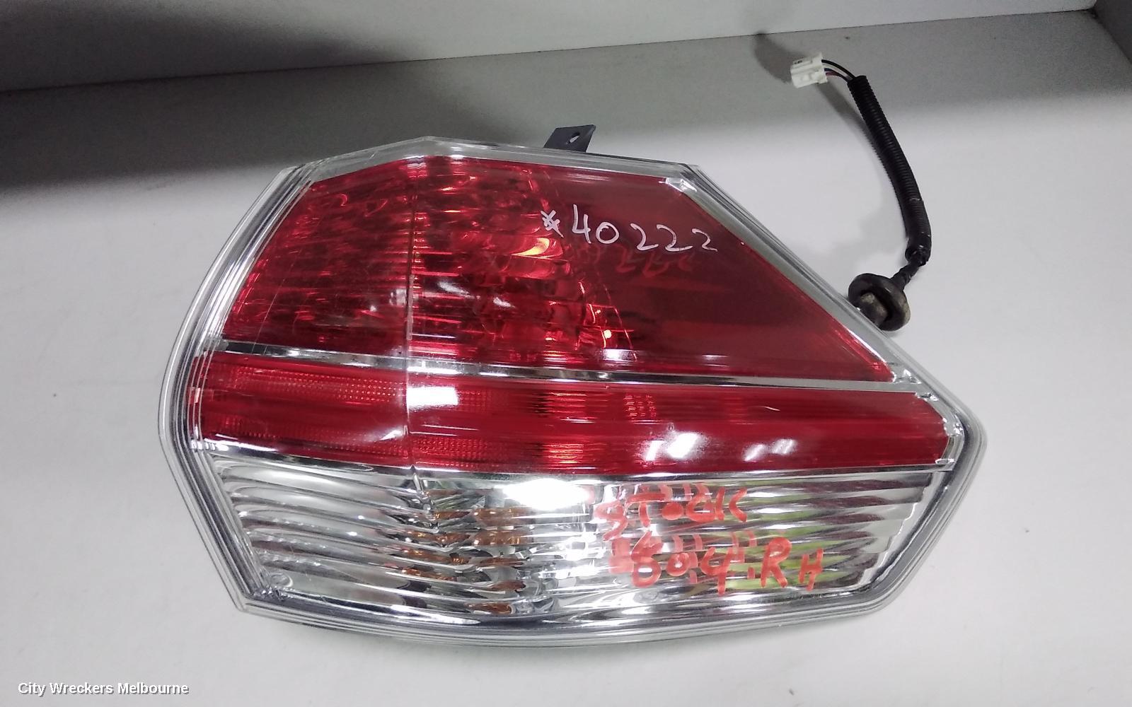 NISSAN XTRAIL 2015 Right Taillight