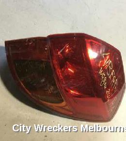 SUBARU LIBERTY 2004 Right Taillight