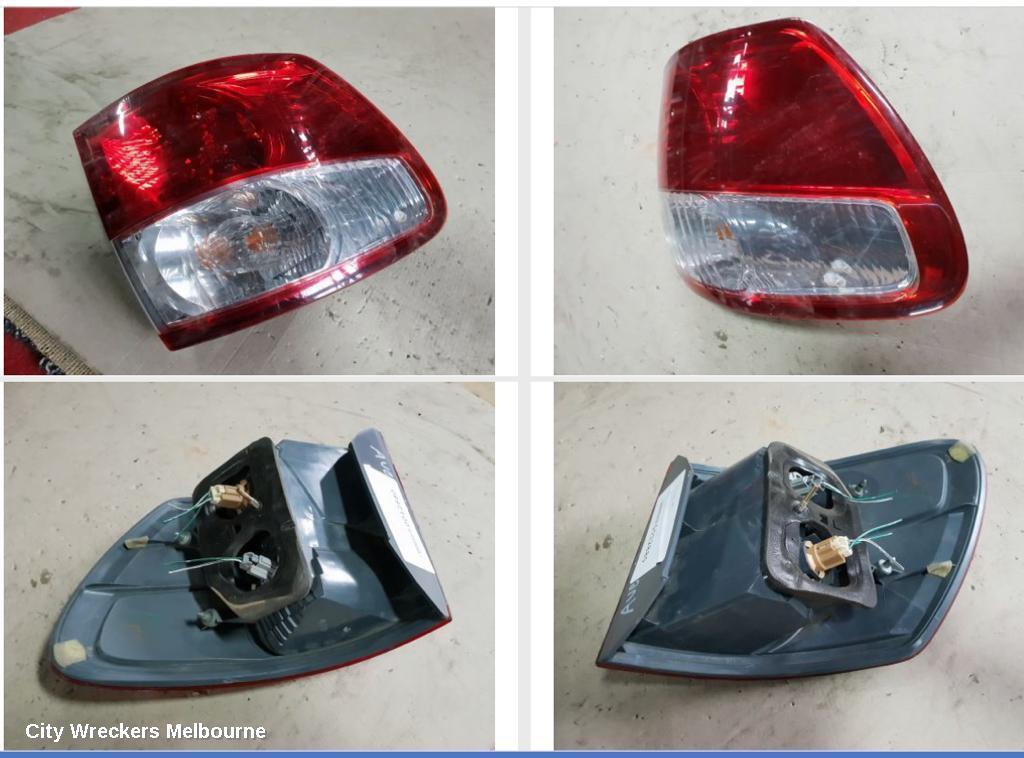 TOYOTA AVENSIS 2004 Left Taillight