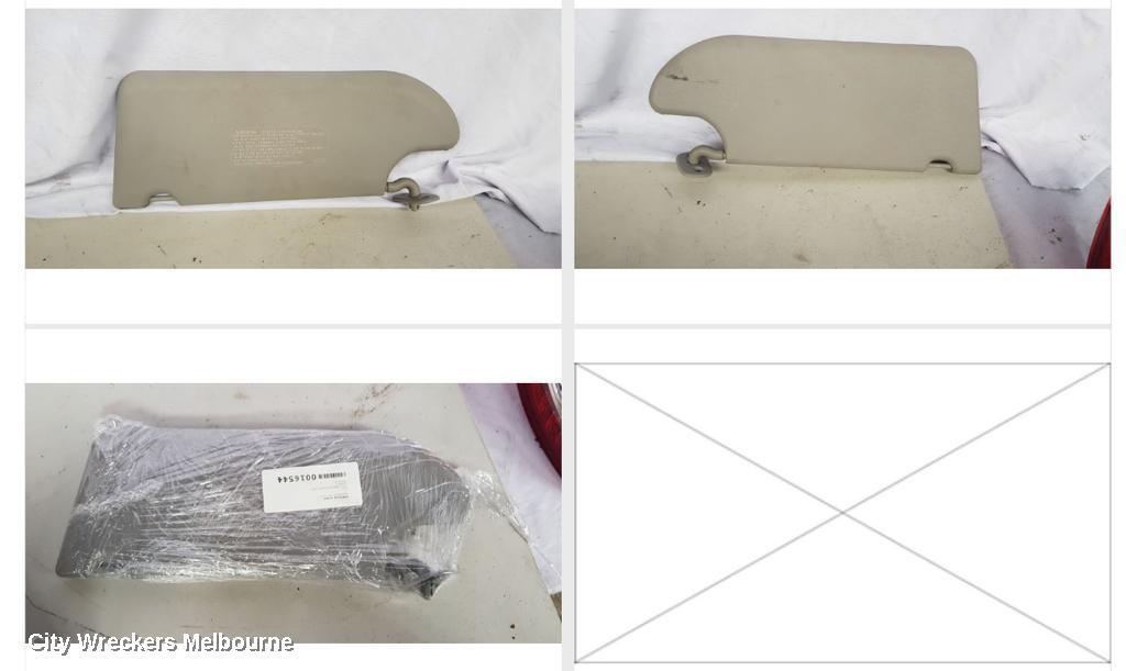 MITSUBISHI 380 2008 Sunvisor