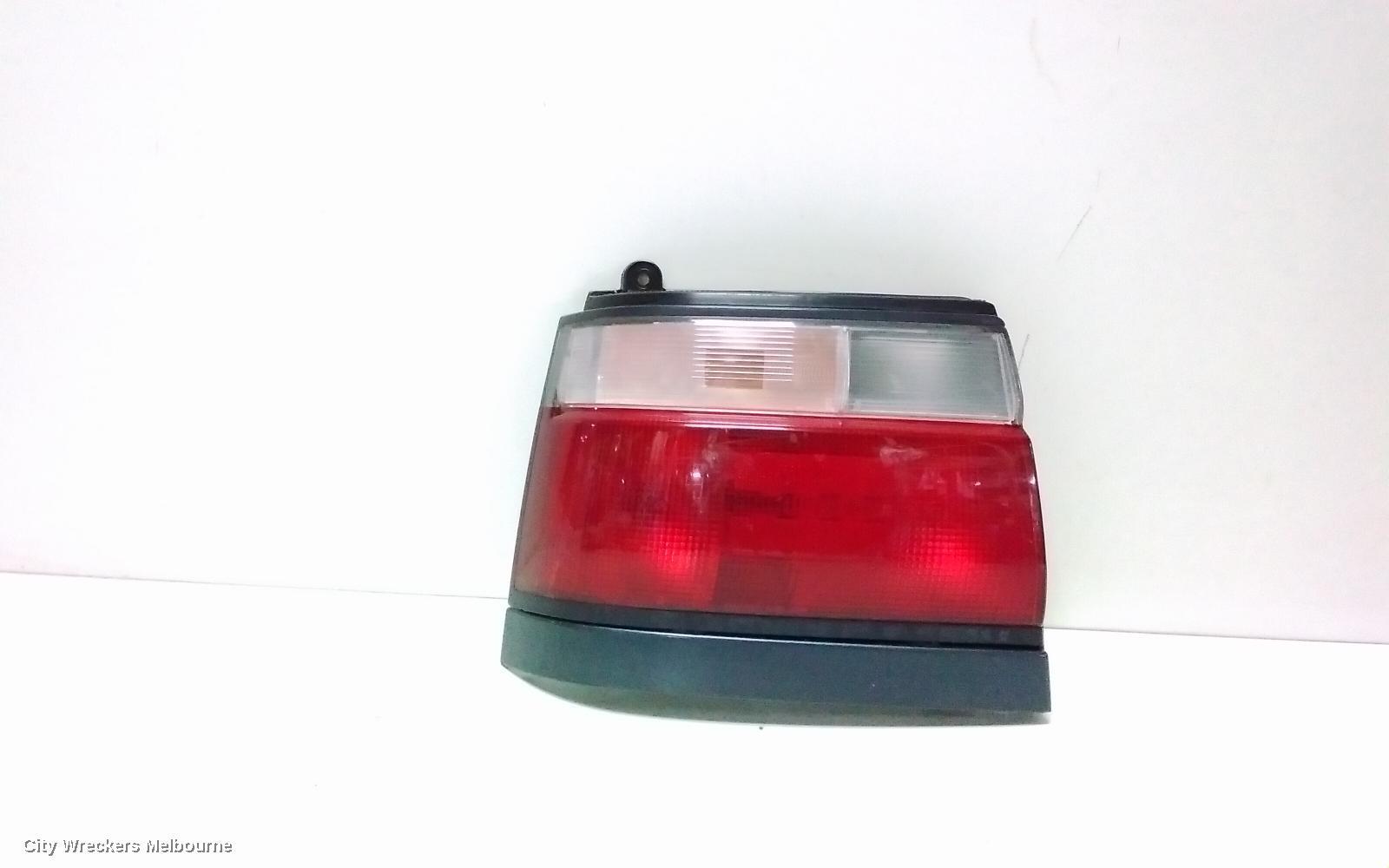 TOYOTA COROLLA 1996 Left Taillight