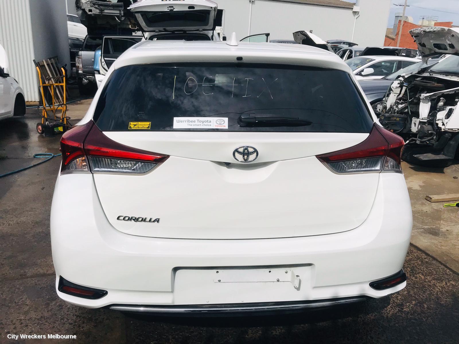 TOYOTA COROLLA 2017 Right Taillight