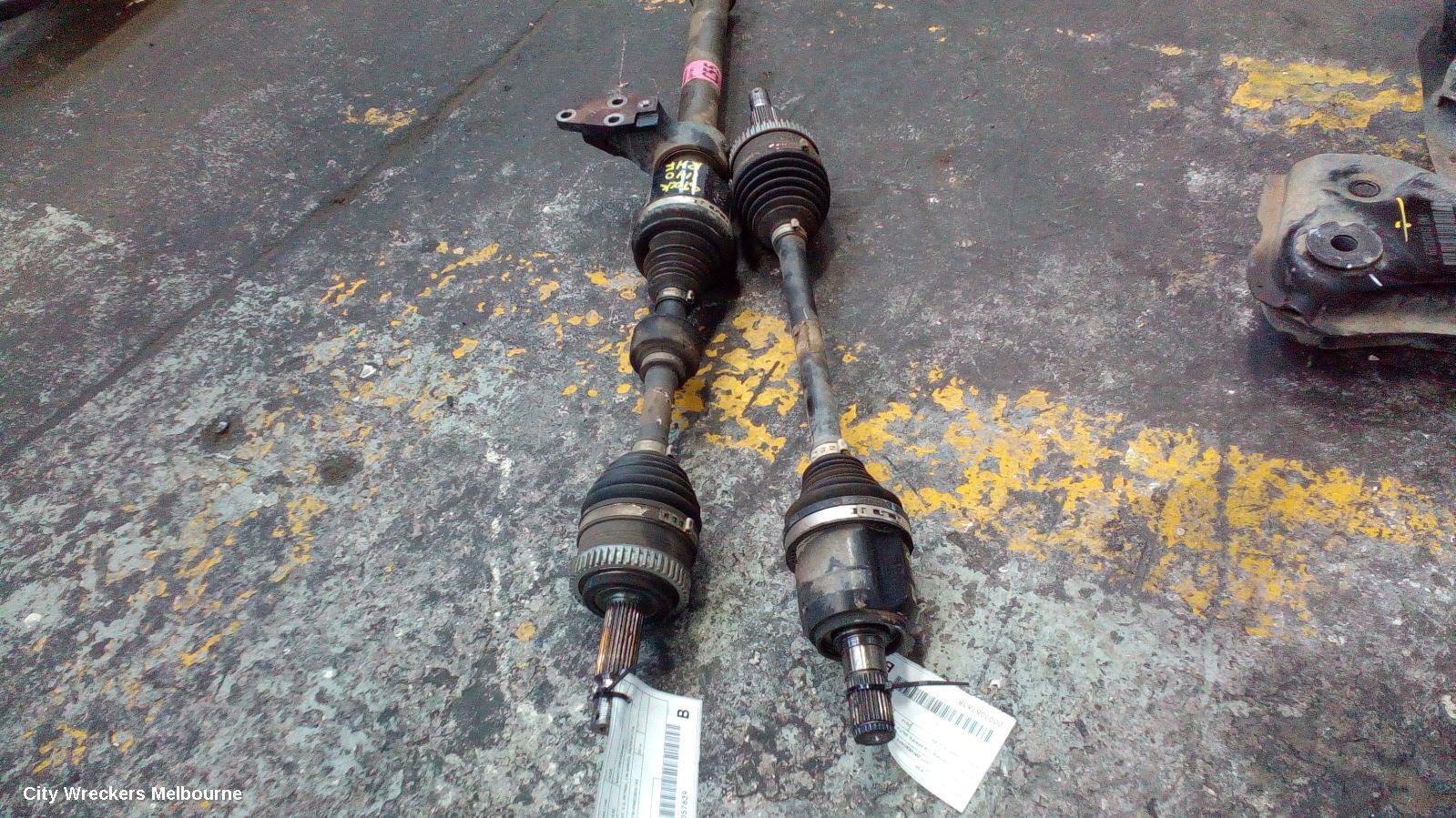 HYUNDAI IX35 2014 Left Driveshaft