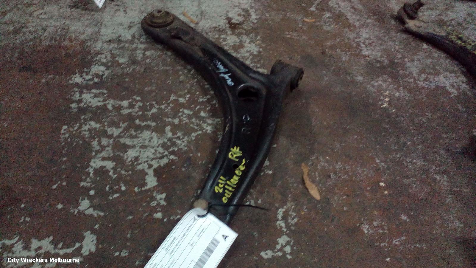 MITSUBISHI OUTLANDER 2011 Right Front Lower Control Arm